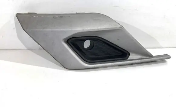Seat Ateca Front bumper lower grill 575853711