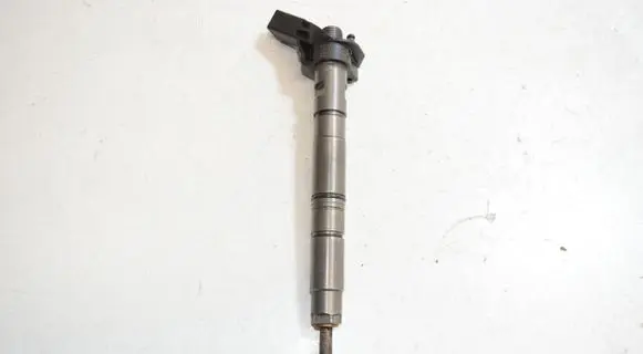 Audi A5 Sportback 8TA Fuel injector 059130277AN