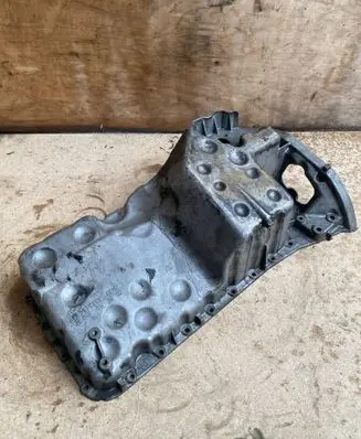 Mercedes-Benz E W211 Oil sump R6460141902