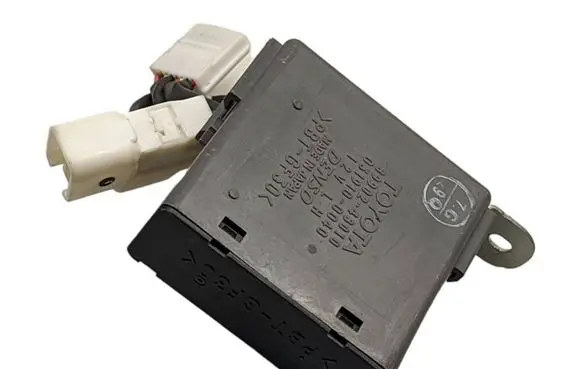 Lexus RX 330 - 350 - 400H Headlight ballast module Xenon 8990248010 0319100040 PBTGF30