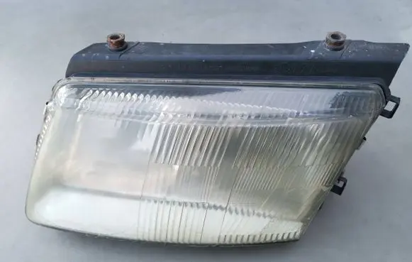Volkswagen PASSAT B5 Headlight/headlamp