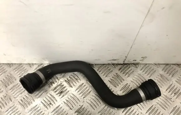 BMW 4 F32 F33 Engine coolant pipe/hose 7811129