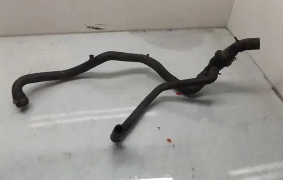 Renault Twingo III Engine coolant pipe/hose