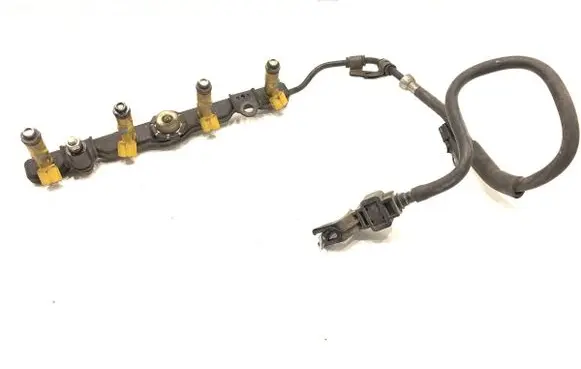 Toyota Corolla Verso E121 Fuel main line pipe