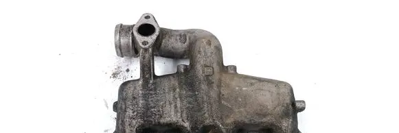 Volkswagen PASSAT B5 Intake manifold 028129713K