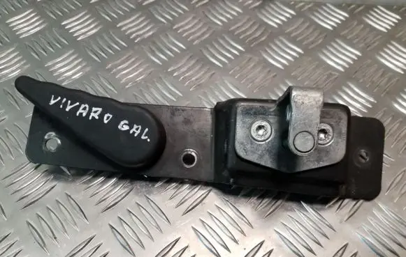 Loading door lock