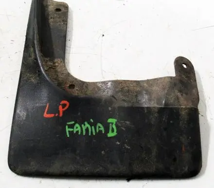 Skoda Fabia Mk2 (5J) Front mudguard 5J0821173