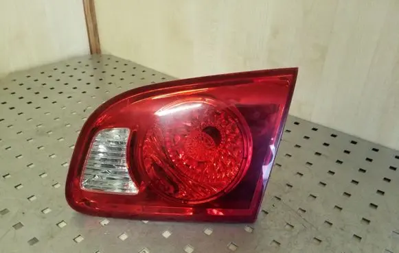 Hyundai Santa Fe Tailgate rear/tail lights 924062B000
