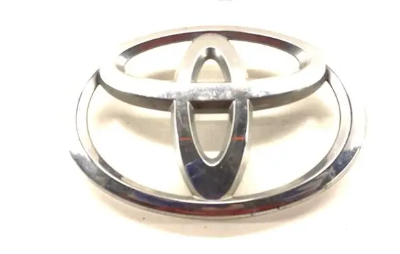 Toyota Aygo AB10 Manufacturer badge logo/emblem 753110H010