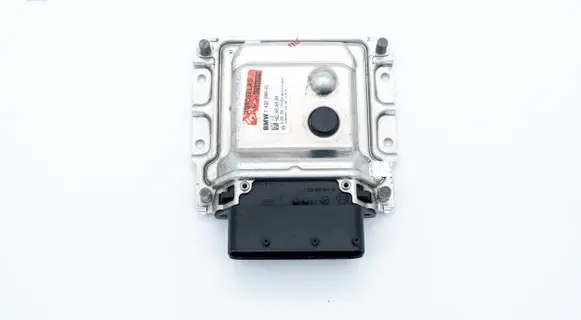 BMW X5 F15 Adblue control unit 7432800 16197432800 0281032174