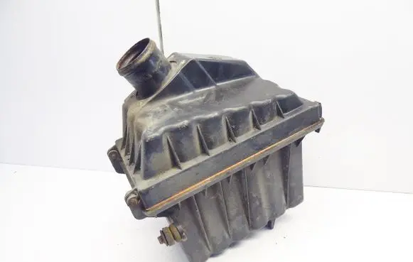 Nissan Serena Air filter box