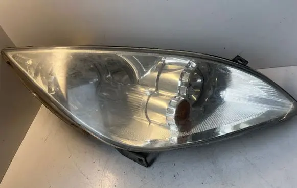 Mitsubishi Colt CZ3 Headlight/headlamp MR957354 0301208202