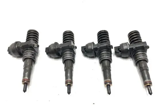 Fuel injectors set