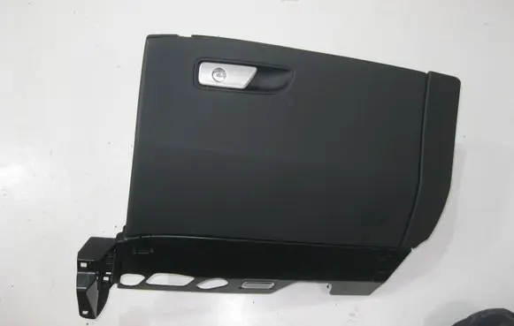 Audi Q7 4M Glove box set 866KM