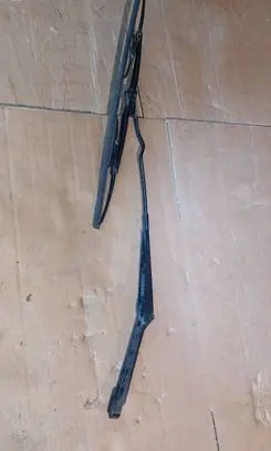 Volkswagen Multivan T4 Front wiper blade arm 701955409A