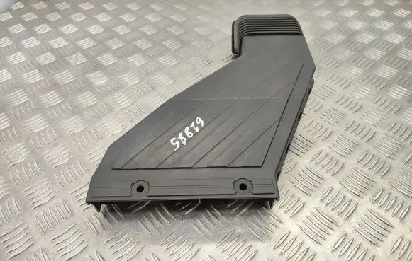 KIA Sportage Air intake duct part 28210D3100
