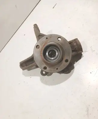 Citroen C4 I Picasso Front wheel hub