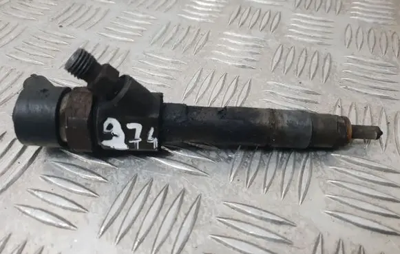 Fuel injector