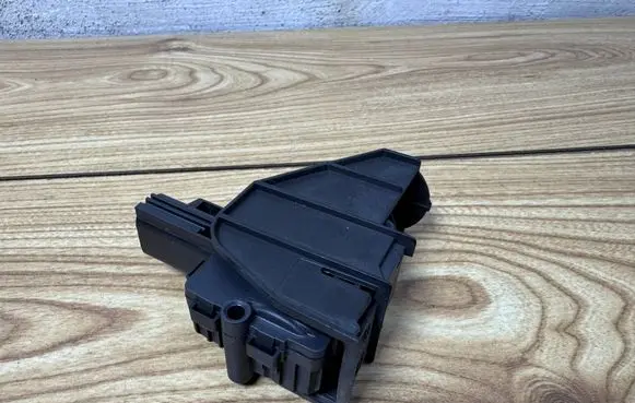 Ford S-MAX Fuel tank cap lock 