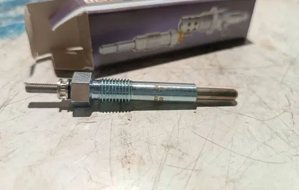 BMW 3 E90 E91 Glow plug 0100226209