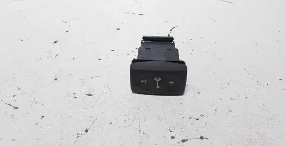 Land Rover Freelander Central locking switch button YUF101530 03035101 1217040298