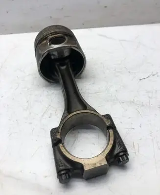 Skoda Octavia Mk3 (5E) Piston with connecting rod 