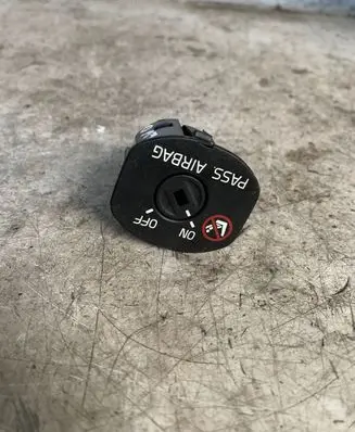 Volvo S60 Passenger airbag on/off switch 30795214