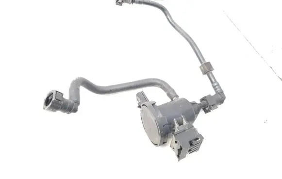 Mercedes-Benz C W205 Vacuum valve A0014760532 A2534710115
