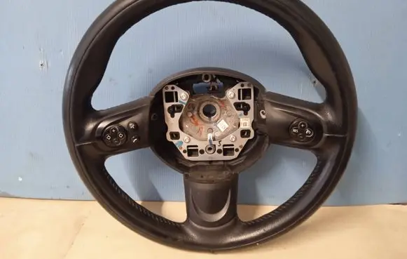 Mini Cooper Countryman R60 Steering wheel 609695852E 6782595 6782596