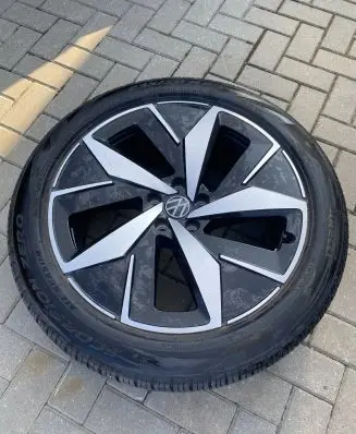 R20 alloy rim