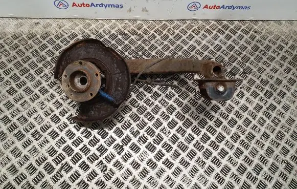 BMW Z4 E85 E86 Rear wheel hub spindle/knuckle 6774775 33326774775