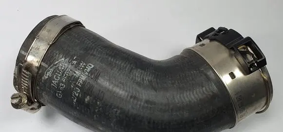 Intercooler hose/pipe