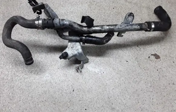 Alfa Romeo 159 Engine coolant pipe/hose