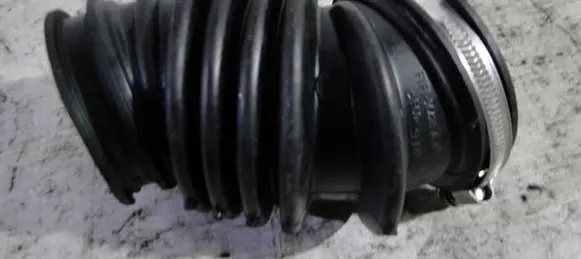 Ford Kuga II Intercooler hose/pipe F1F19C623AB