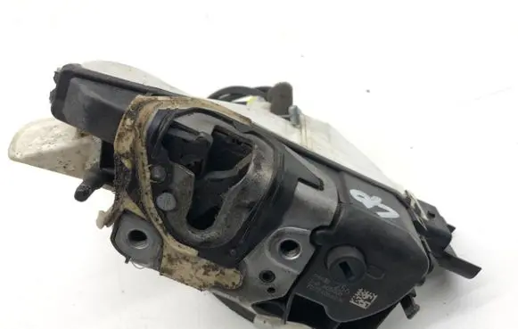 Peugeot 508 Front door lock 006256