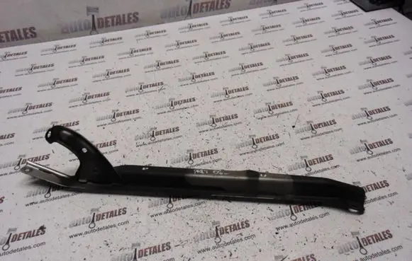 Toyota Previa (XR30, XR40) II Radiator mount bracket