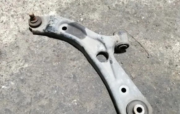 Opel Agila B Front lower control arm/wishbone