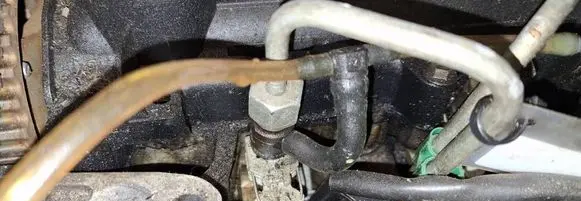 Nissan Note (E11) Fuel injector 