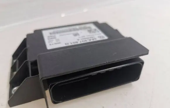 Volkswagen PASSAT B7 Other control units/modules 3AA907801G 18233201A