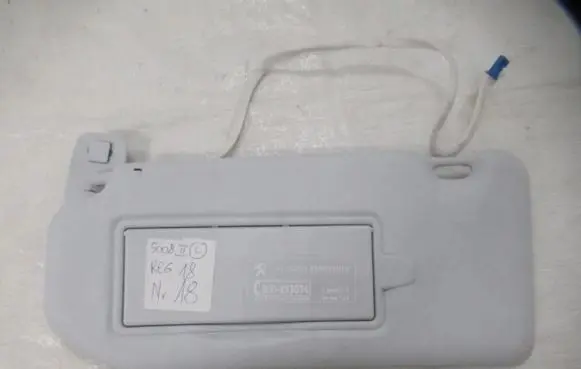 Peugeot 5008 II Sun visor
