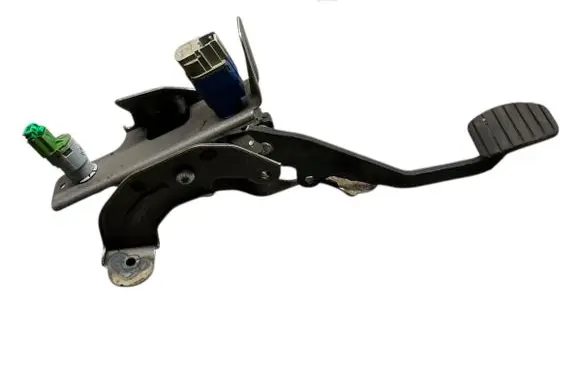 Renault Clio IV Clutch pedal 465039054R