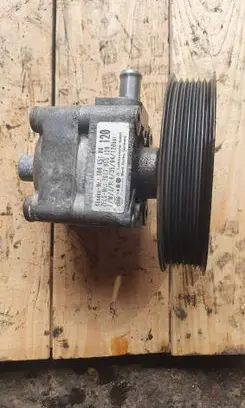 Volvo S60 Power steering pump 30665100 7617955120