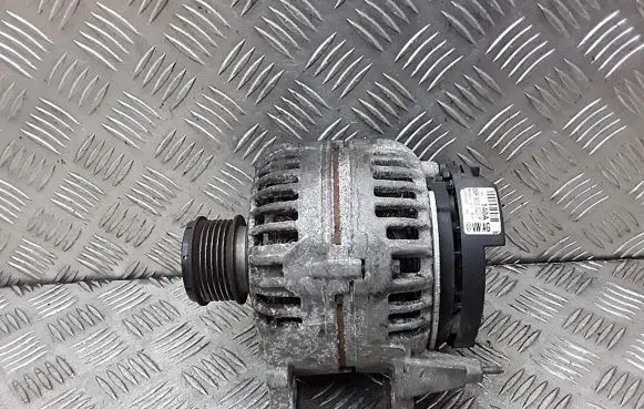 Skoda Octavia Mk2 (1Z) Generator/alternator 06f903023f