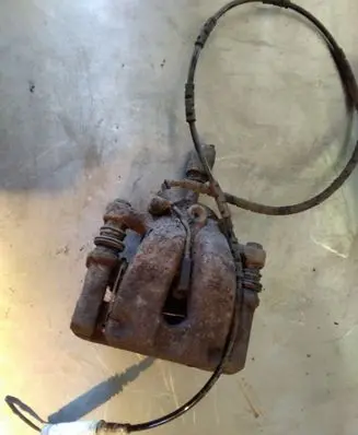 BMW 1 E81 E87 Rear brake caliper