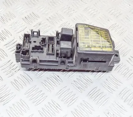 Dodge Stealth Fuse box set MB649041