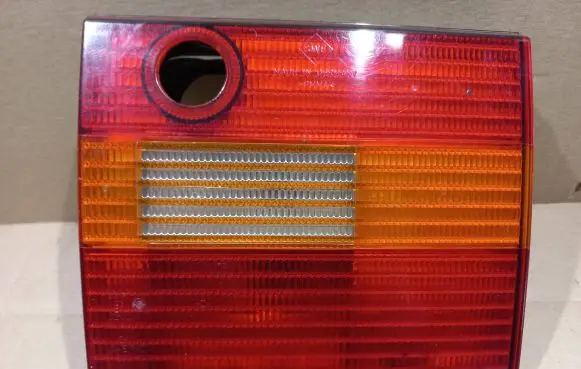 Volkswagen PASSAT B4 Tailgate rear/tail lights 3A9945108