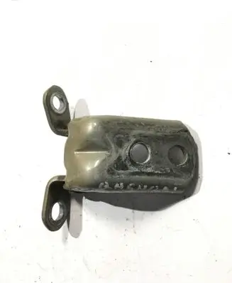 Nissan Qashqai Front door upper hinge 