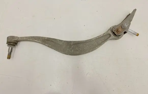 BMW 5 GT F07 Rear upper control arm/wishbone 6779847