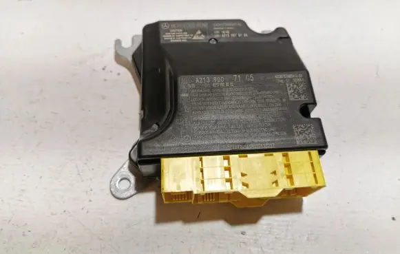Mercedes-Benz E W213 Airbag control unit/module A2139007105