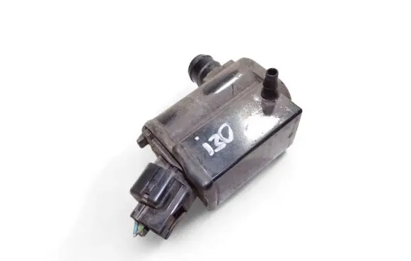 Hyundai i30 Windscreen/windshield washer pump 985101W000